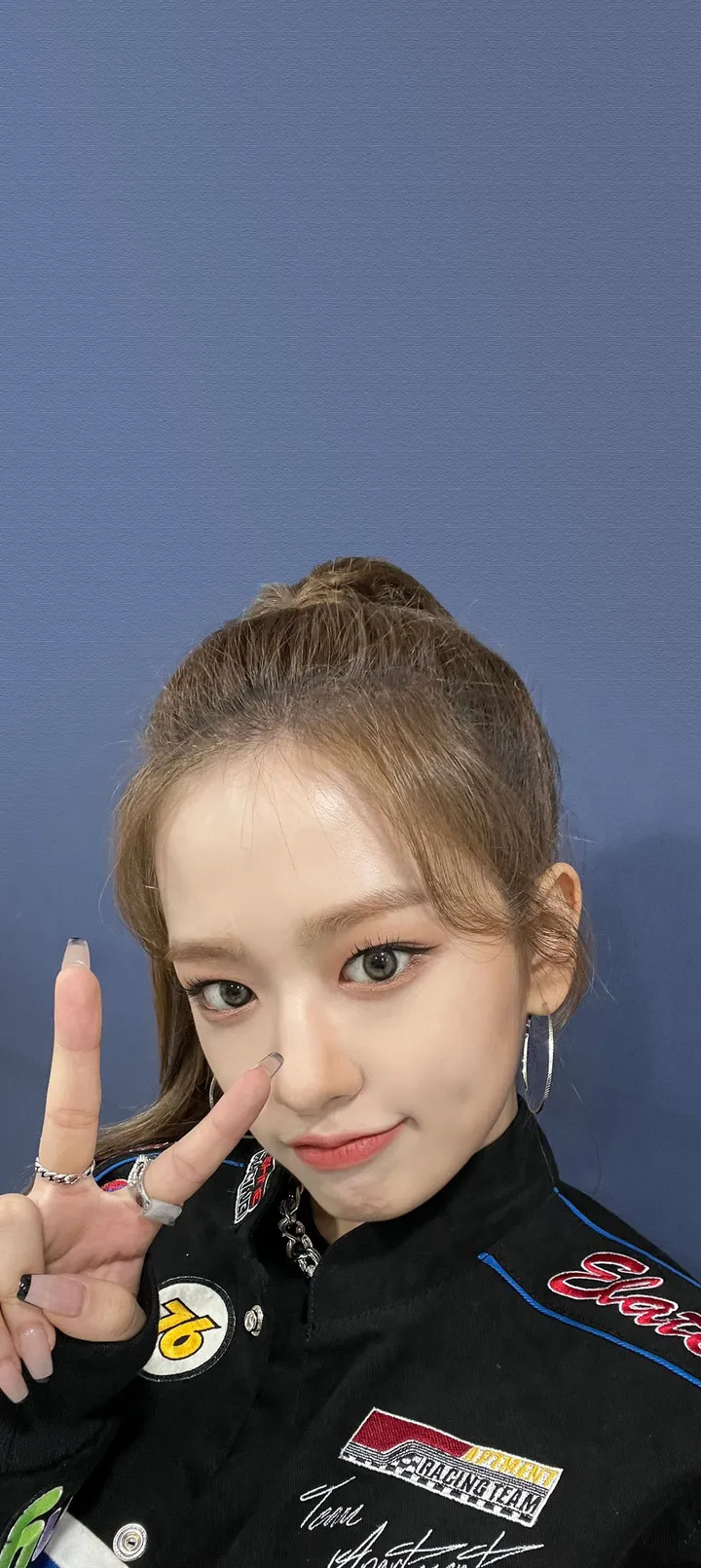 Fond d'écran de verrouillage mobile An Yu-jin 4K HD télécharger — IZ*ONE, IVE