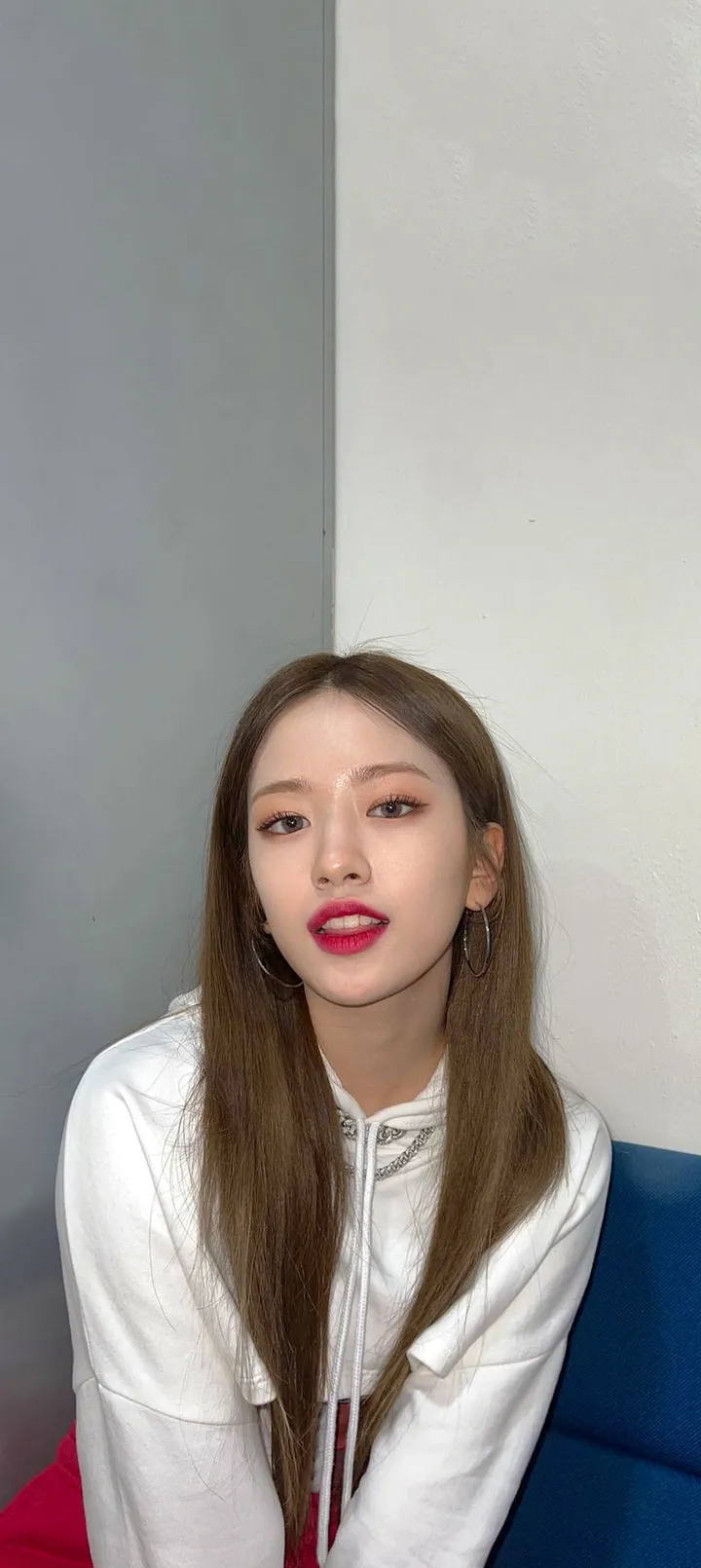 Fond d'écran de verrouillage mobile An Yu-jin 4K HD télécharger — IZ*ONE, IVE