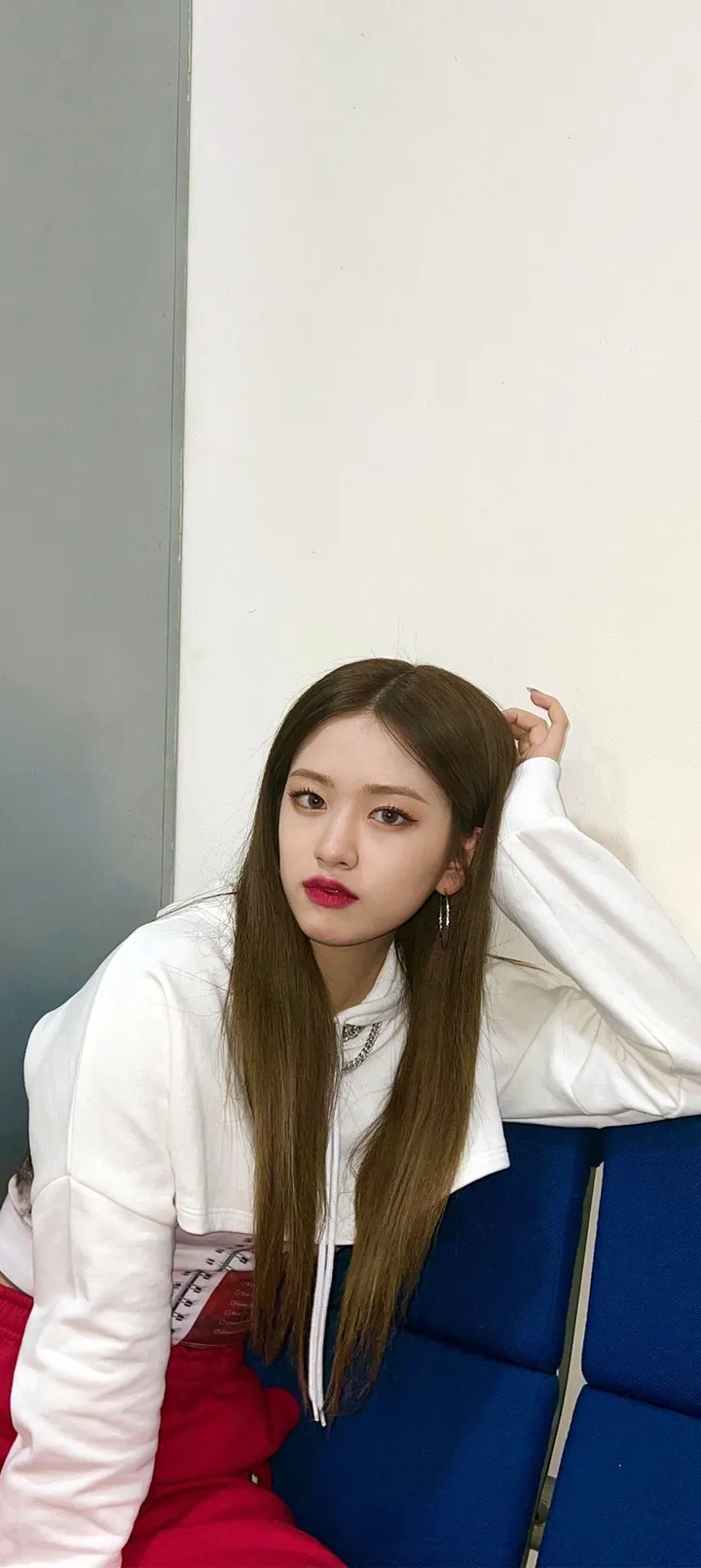 Fond d'écran de verrouillage mobile An Yu-jin 4K HD télécharger — IZ*ONE, IVE