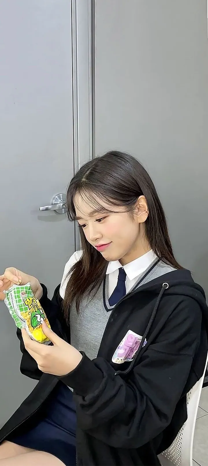 Fond d'écran de verrouillage mobile An Yu-jin 4K HD télécharger — IZ*ONE, IVE