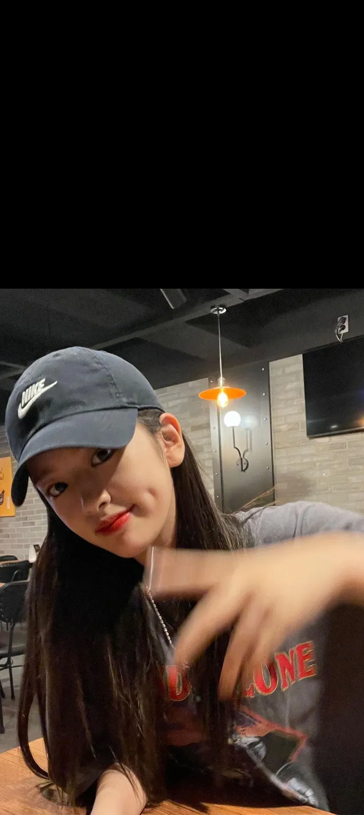 Fond d'écran de verrouillage mobile An Yu-jin 4K HD télécharger — IZ*ONE, IVE