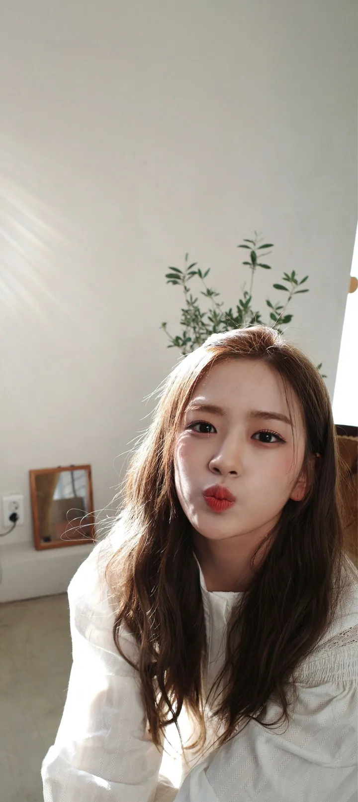 Fond d'écran de verrouillage mobile An Yu-jin 4K HD télécharger — IZ*ONE, IVE
