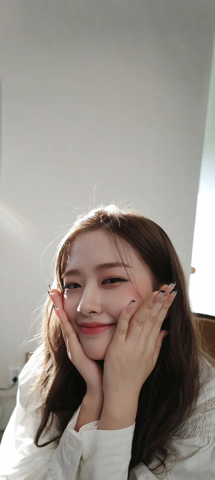 Fond d'écran de verrouillage mobile An Yu-jin 4K HD télécharger — IZ*ONE, IVE