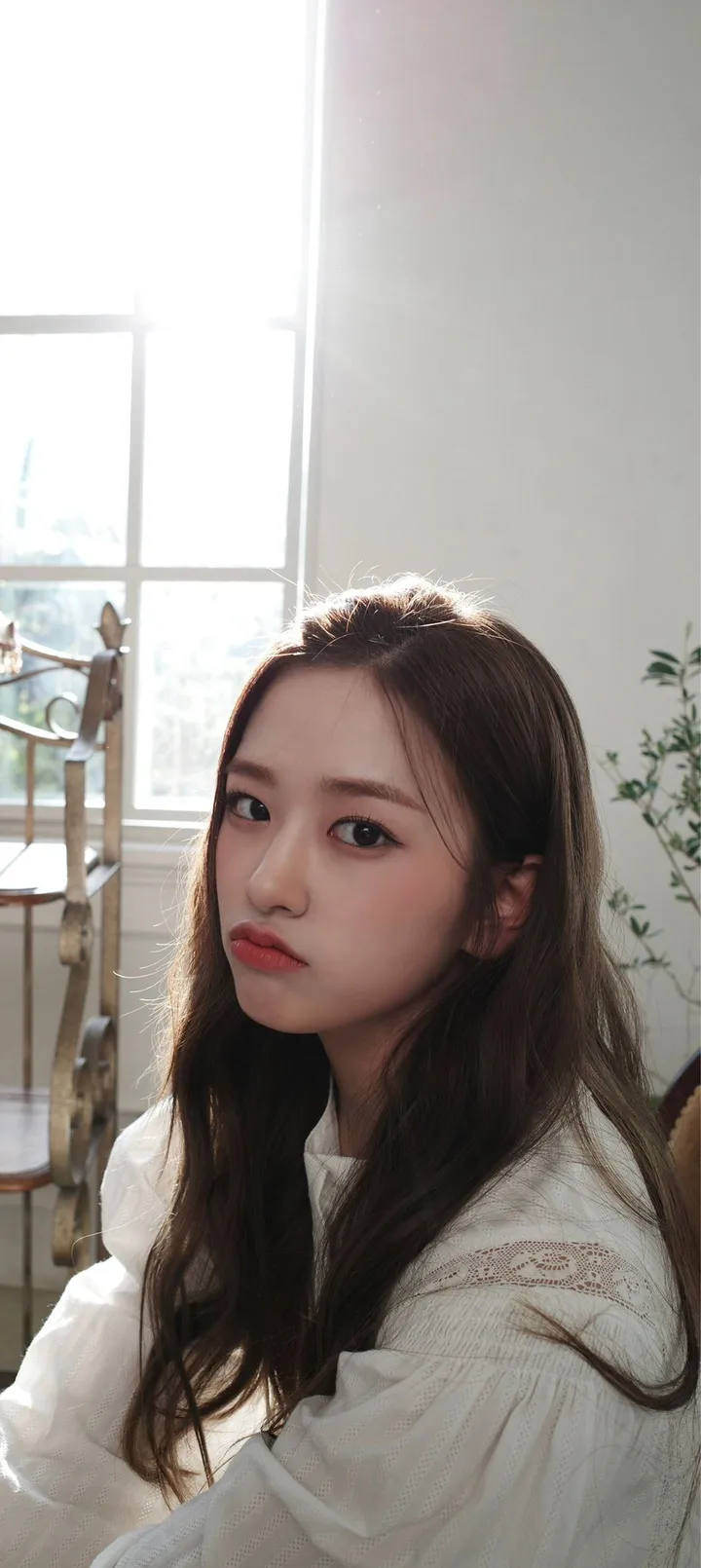 Fond d'écran de verrouillage mobile An Yu-jin 4K HD télécharger — IZ*ONE, IVE
