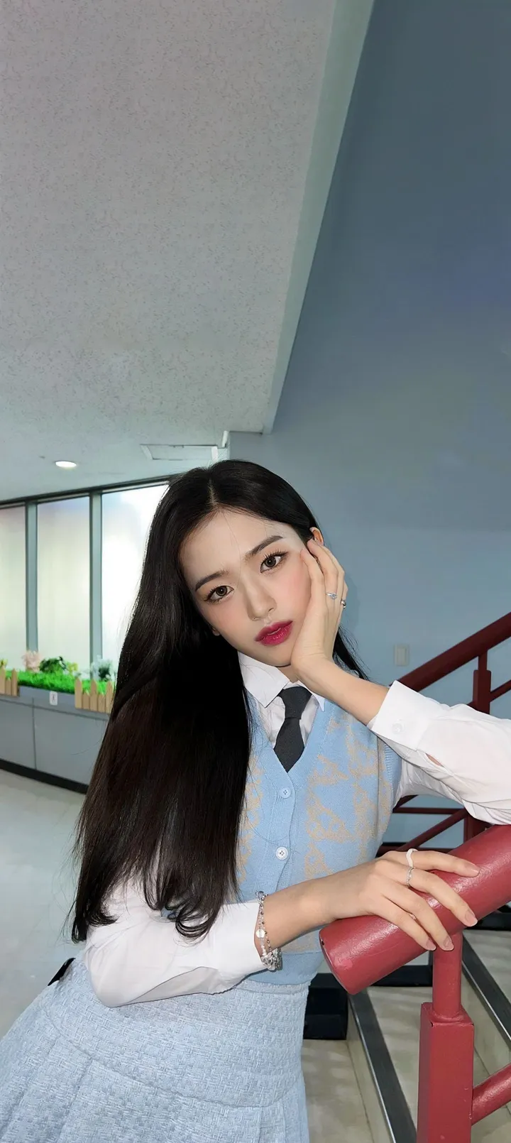Fond d'écran de verrouillage mobile An Yu-jin 4K HD télécharger — IZ*ONE, IVE
