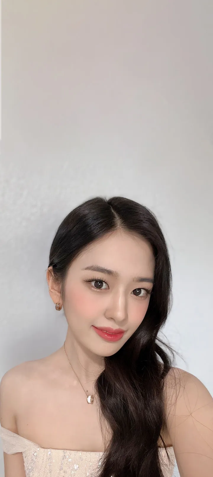 Fond d'écran de verrouillage mobile An Yu-jin 4K HD télécharger — IZ*ONE, IVE