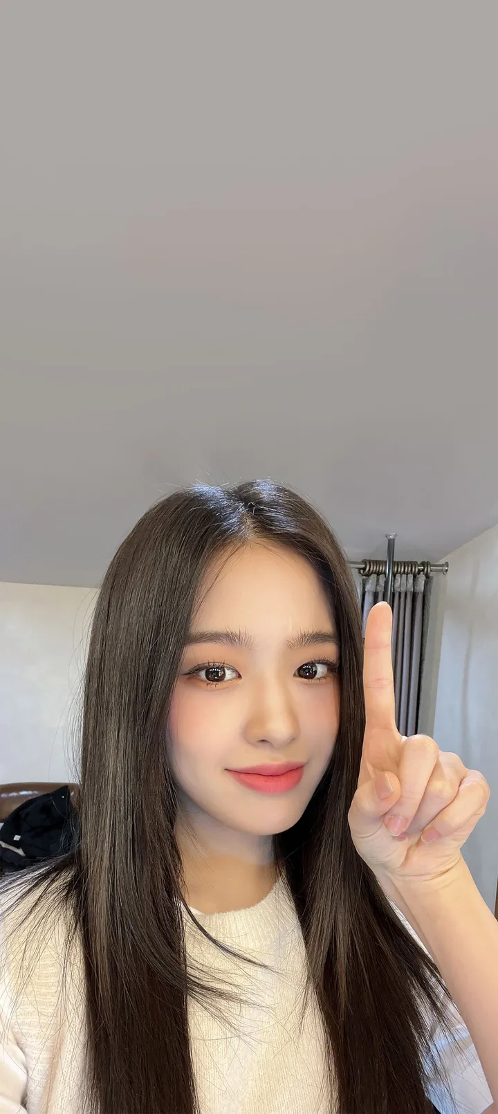 Fond d'écran de verrouillage mobile An Yu-jin 4K HD télécharger — IZ*ONE, IVE