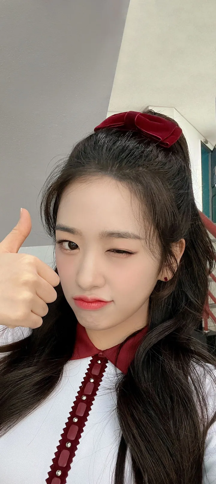 Fond d'écran de verrouillage mobile An Yu-jin 4K HD télécharger — IZ*ONE, IVE