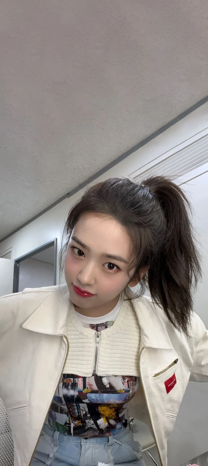 Fond d'écran de verrouillage mobile An Yu-jin 4K HD télécharger — IZ*ONE, IVE