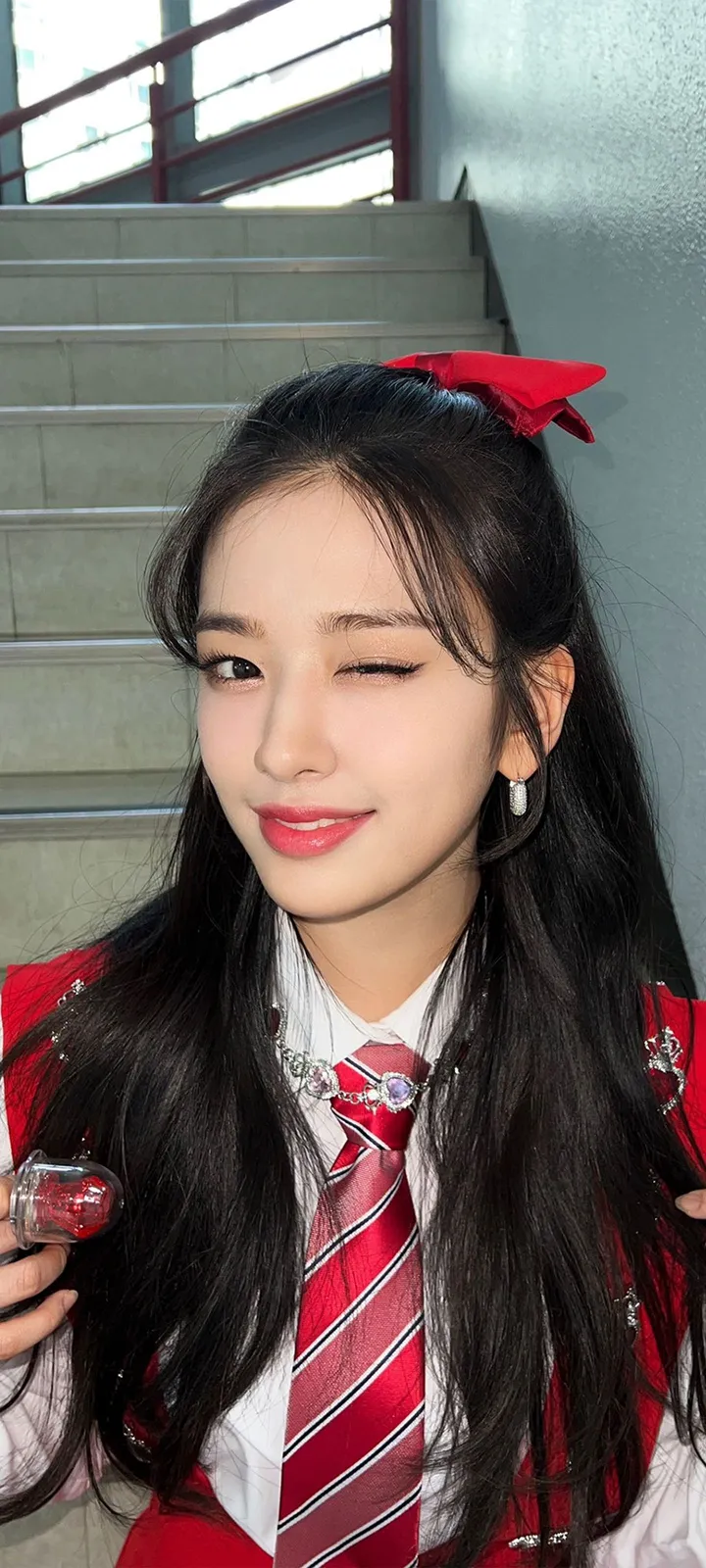 Fond d'écran de verrouillage mobile An Yu-jin 4K HD télécharger — IZ*ONE, IVE