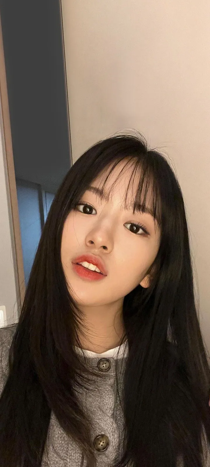 Fond d'écran de verrouillage mobile An Yu-jin 4K HD télécharger — IZ*ONE, IVE