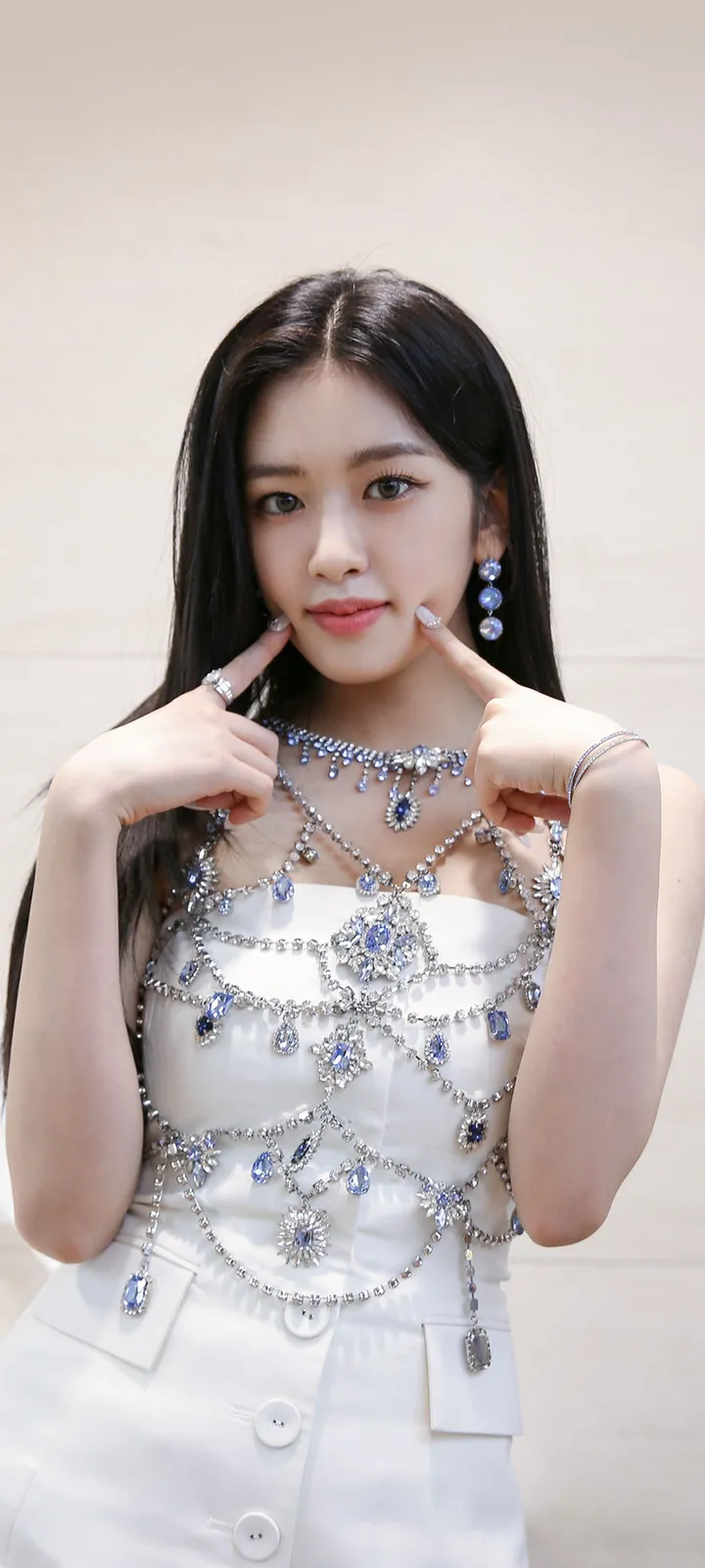 Fond d'écran de verrouillage mobile An Yu-jin 4K HD télécharger — IZ*ONE, IVE