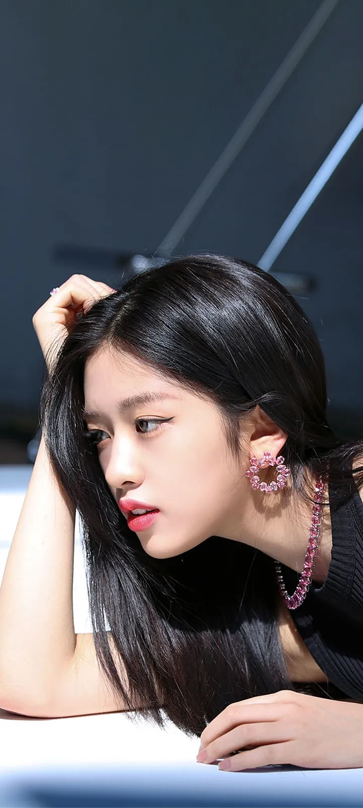 Fond d'écran de verrouillage mobile An Yu-jin 4K HD télécharger — IZ*ONE, IVE