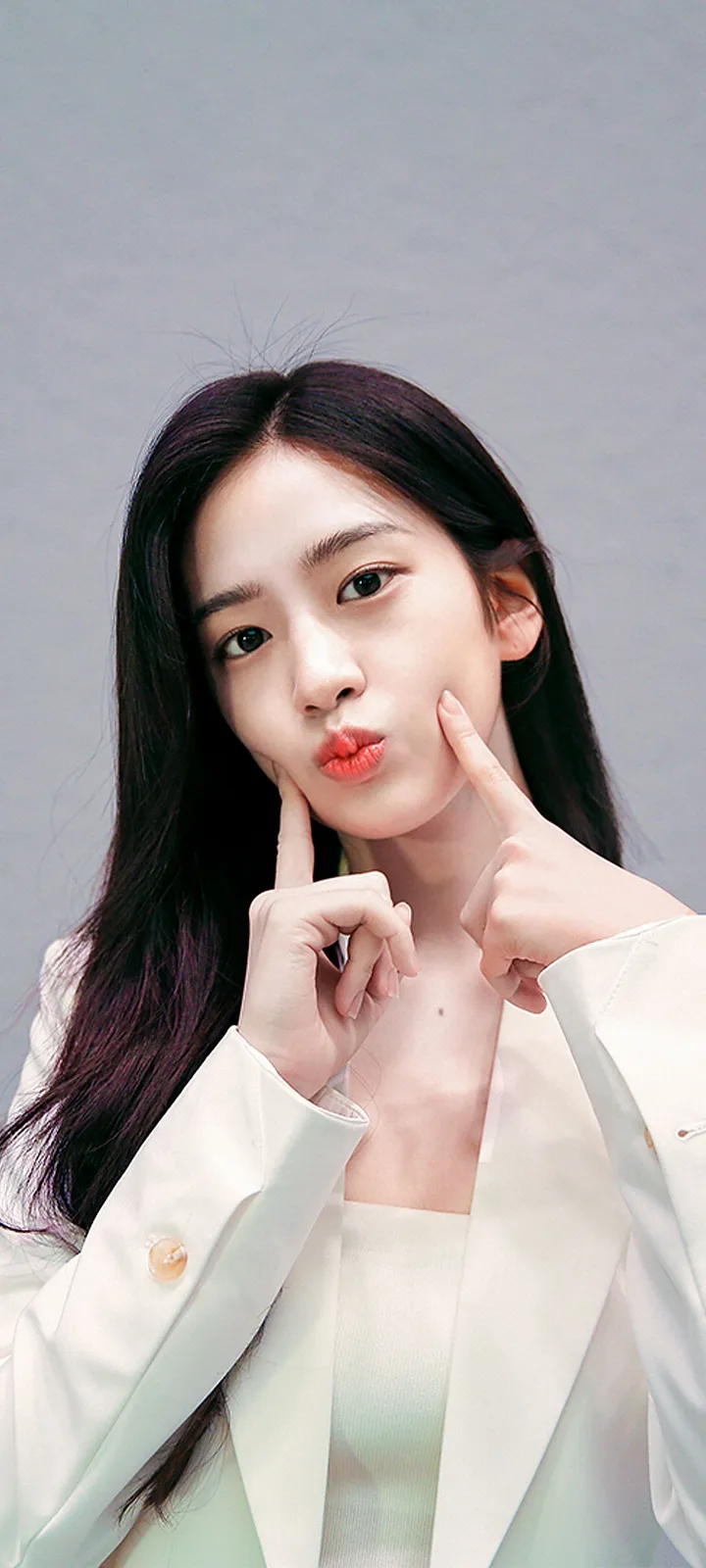 Fond d'écran de verrouillage mobile An Yu-jin 4K HD télécharger — IZ*ONE, IVE