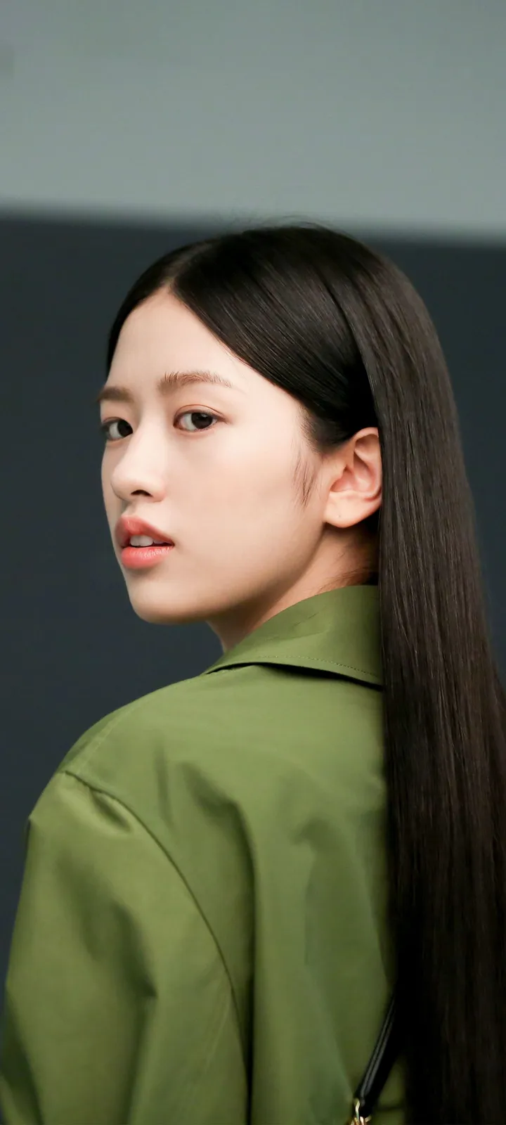 Fond d'écran de verrouillage mobile An Yu-jin 4K HD télécharger — IZ*ONE, IVE