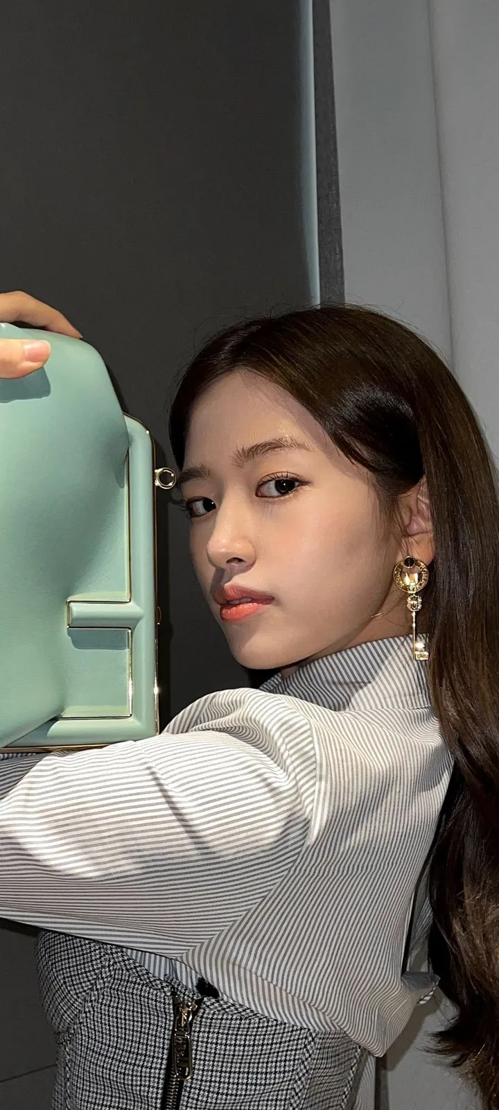 Fond d'écran de verrouillage mobile An Yu-jin 4K HD télécharger — IZ*ONE, IVE