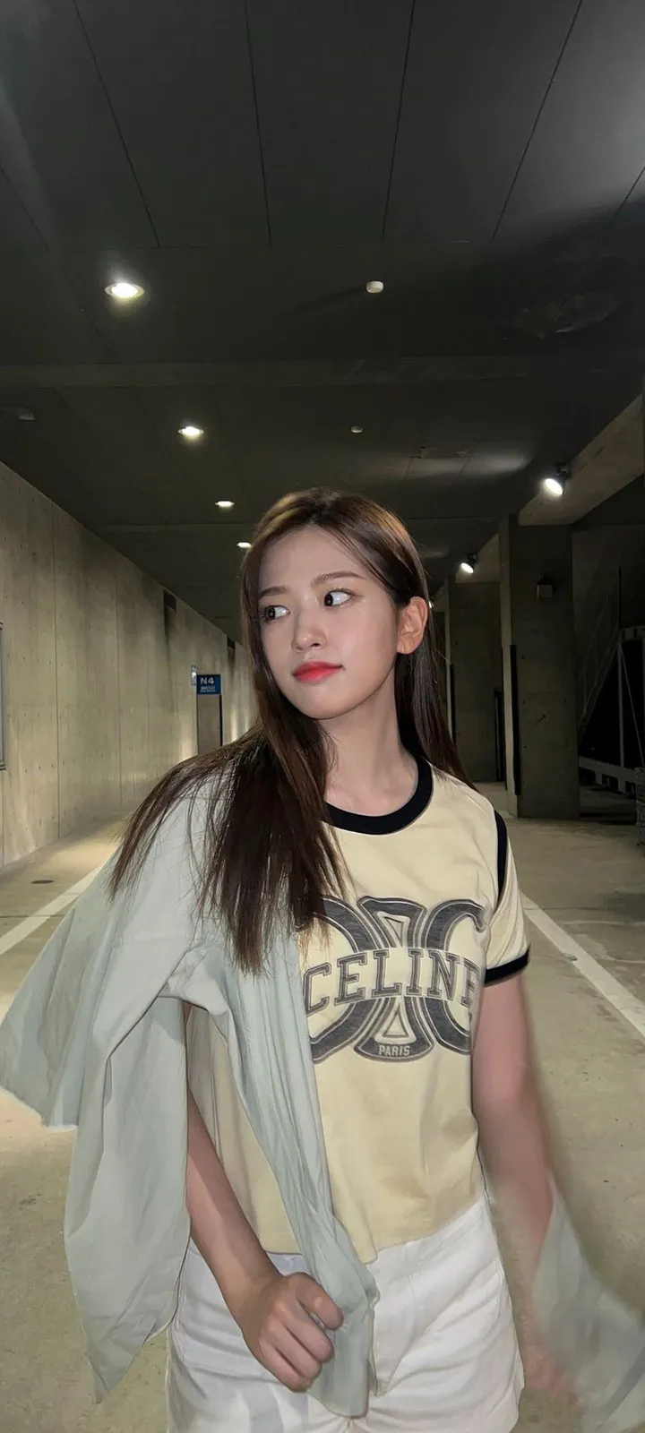 Fond d'écran de verrouillage mobile An Yu-jin 4K HD télécharger — IZ*ONE, IVE