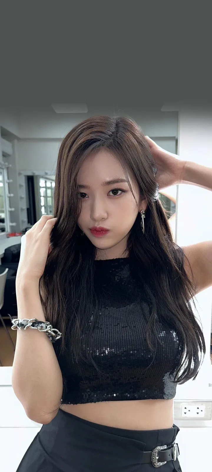 Fond d'écran de verrouillage mobile An Yu-jin 4K HD télécharger — IZ*ONE, IVE