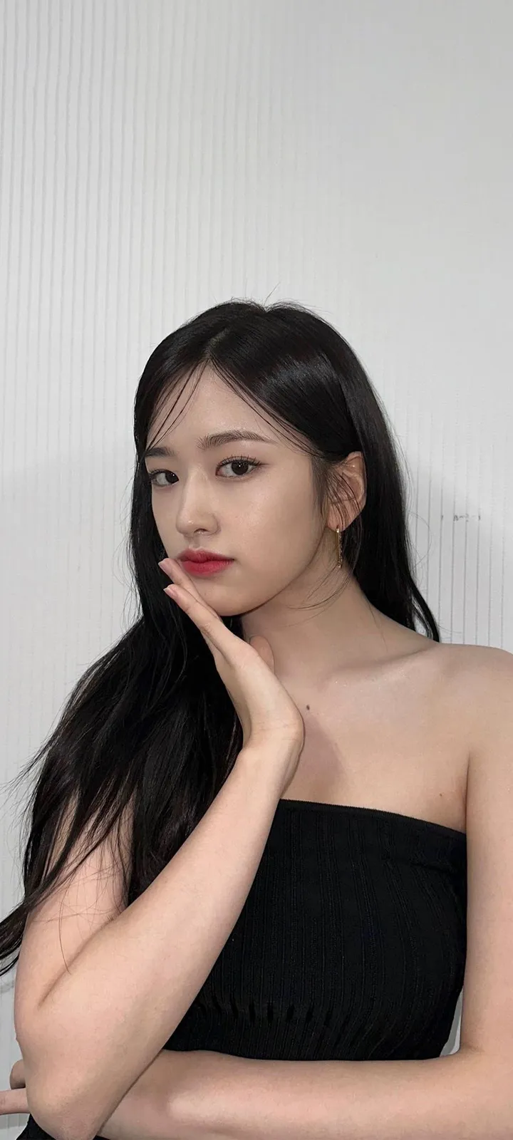 Fond d'écran de verrouillage mobile An Yu-jin 4K HD télécharger — IZ*ONE, IVE