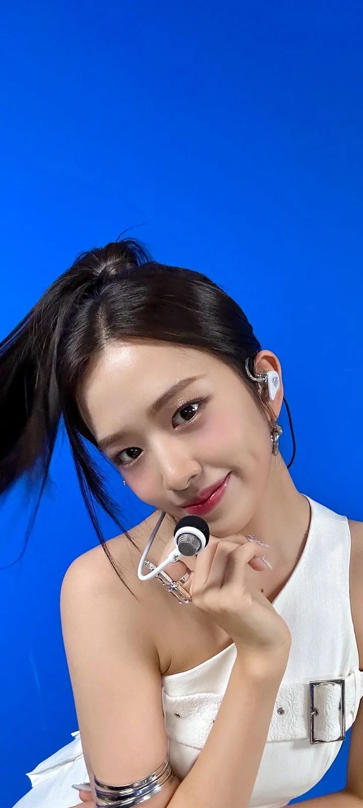 Fond d'écran de verrouillage mobile An Yu-jin 4K HD télécharger — IZ*ONE, IVE