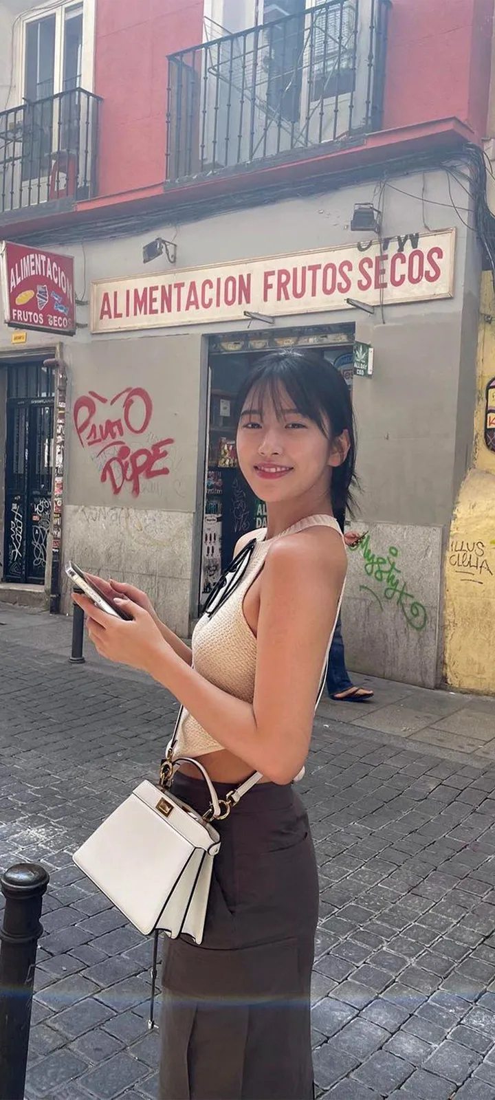 Fond d'écran de verrouillage mobile An Yu-jin 4K HD télécharger — IZ*ONE, IVE