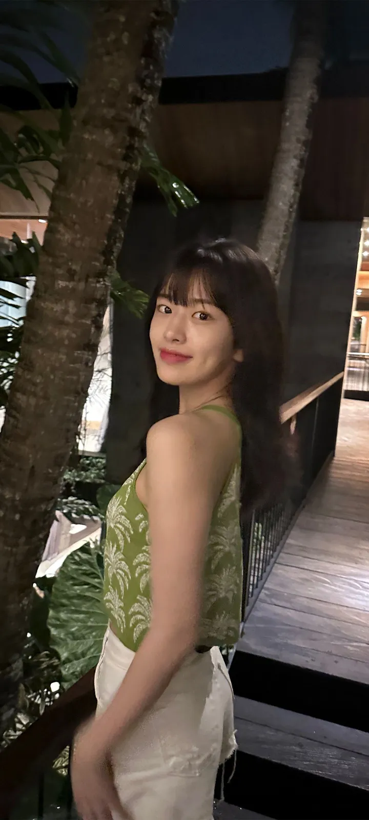 Fond d'écran de verrouillage mobile An Yu-jin 4K HD télécharger — IZ*ONE, IVE