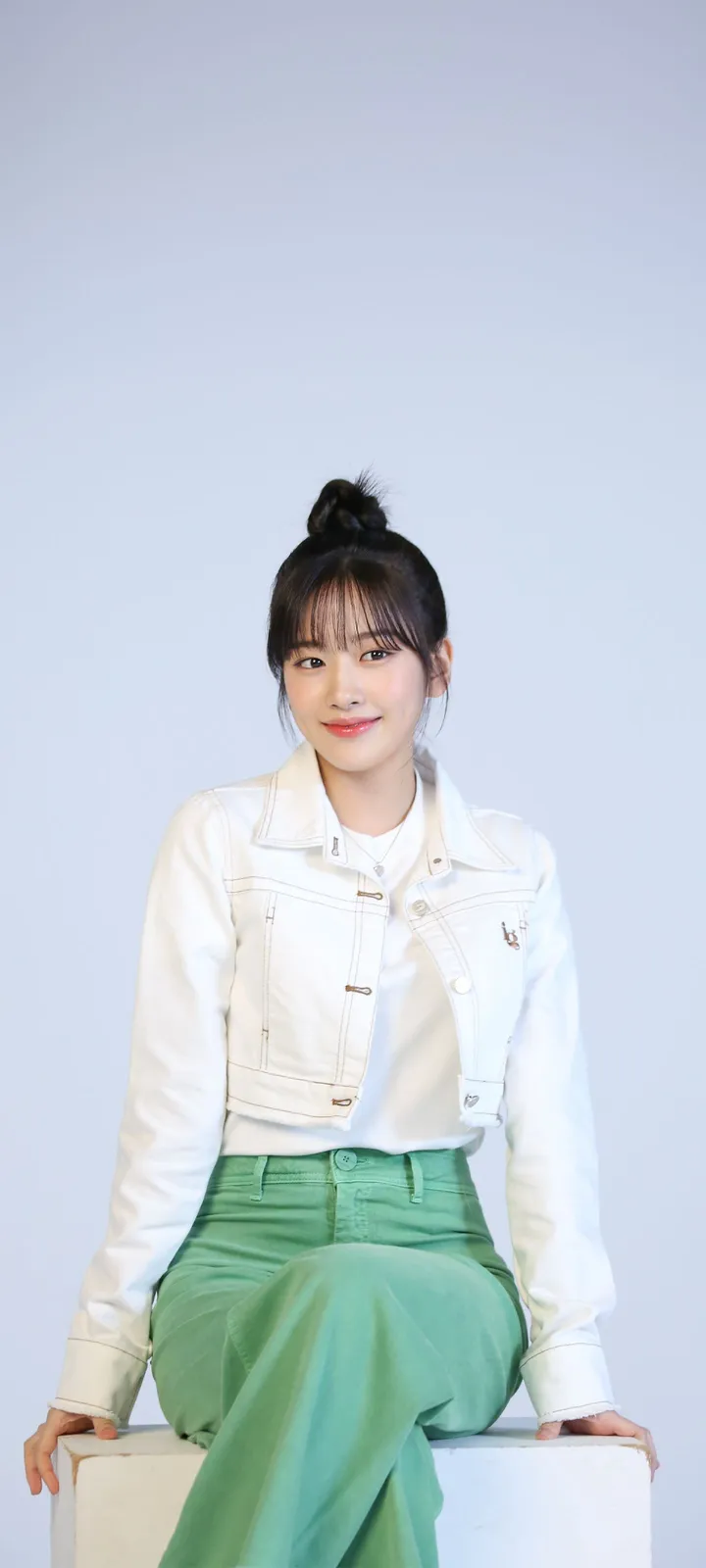 Fond d'écran de verrouillage mobile An Yu-jin 4K HD télécharger — IZ*ONE, IVE