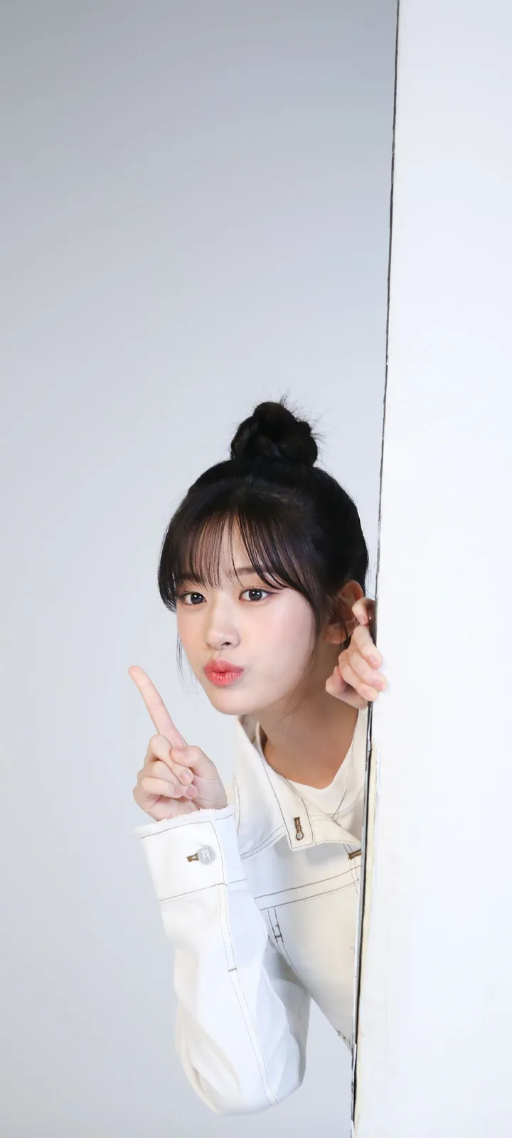 Fond d'écran de verrouillage mobile An Yu-jin 4K HD télécharger — IZ*ONE, IVE