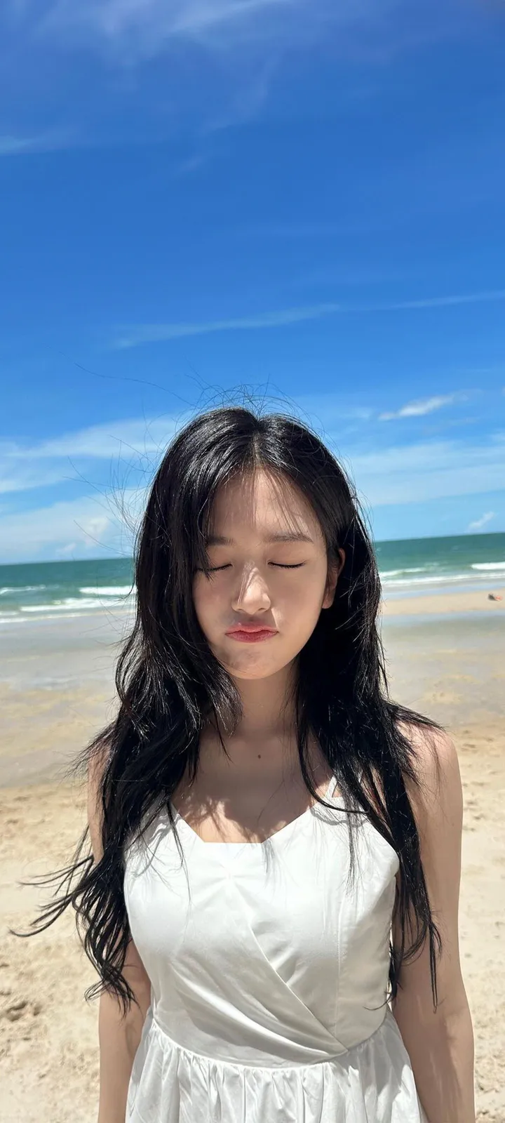 Fond d'écran de verrouillage mobile An Yu-jin 4K HD télécharger — IZ*ONE, IVE