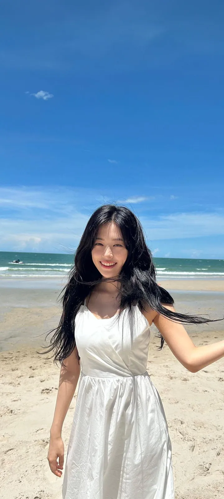 Fond d'écran de verrouillage mobile An Yu-jin 4K HD télécharger — IZ*ONE, IVE
