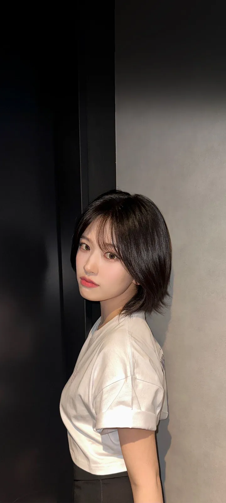 Fond d'écran de verrouillage mobile An Yu-jin 4K HD télécharger — IZ*ONE, IVE