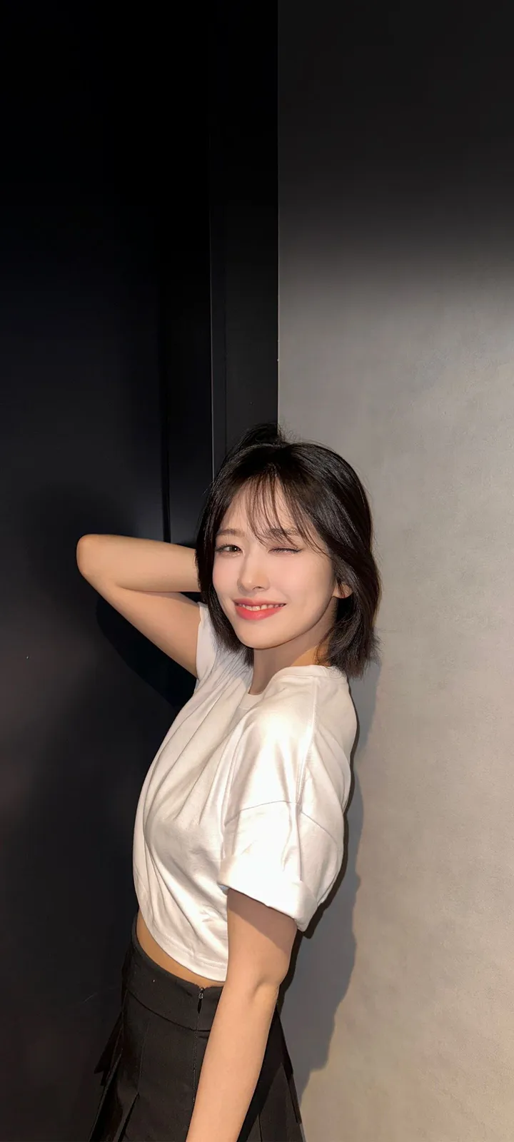 Fond d'écran de verrouillage mobile An Yu-jin 4K HD télécharger — IZ*ONE, IVE