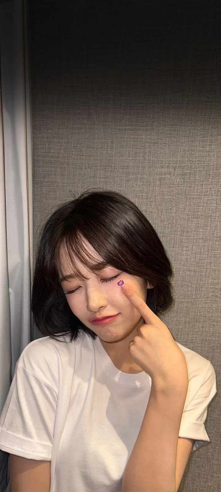 Fond d'écran de verrouillage mobile An Yu-jin 4K HD télécharger — IZ*ONE, IVE