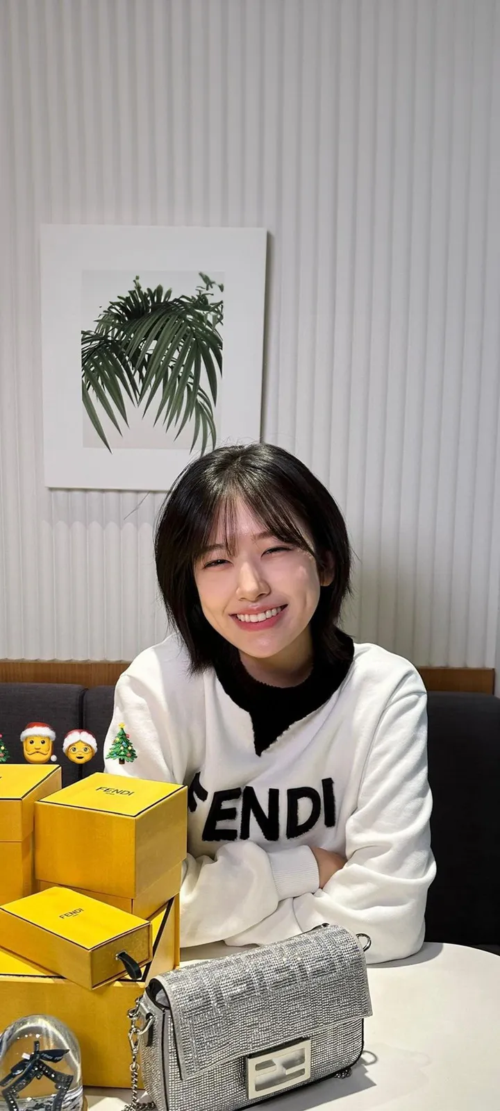 Fond d'écran de verrouillage mobile An Yu-jin 4K HD télécharger — IZ*ONE, IVE