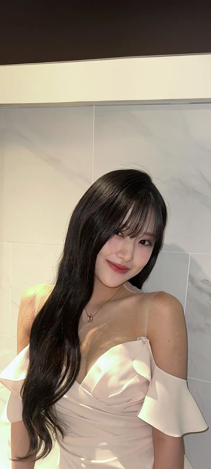 Fond d'écran de verrouillage mobile An Yu-jin 4K HD télécharger — IZ*ONE, IVE