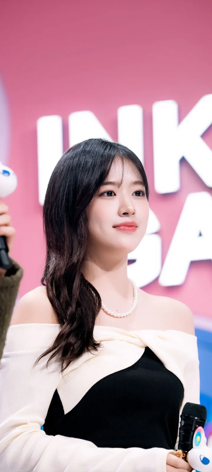 Fond d'écran de verrouillage mobile An Yu-jin 4K HD télécharger — IZ*ONE, IVE