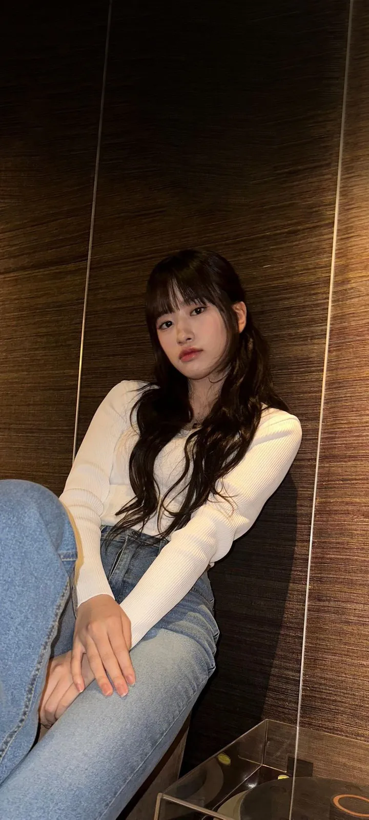 Fond d'écran de verrouillage mobile An Yu-jin 4K HD télécharger — IZ*ONE, IVE