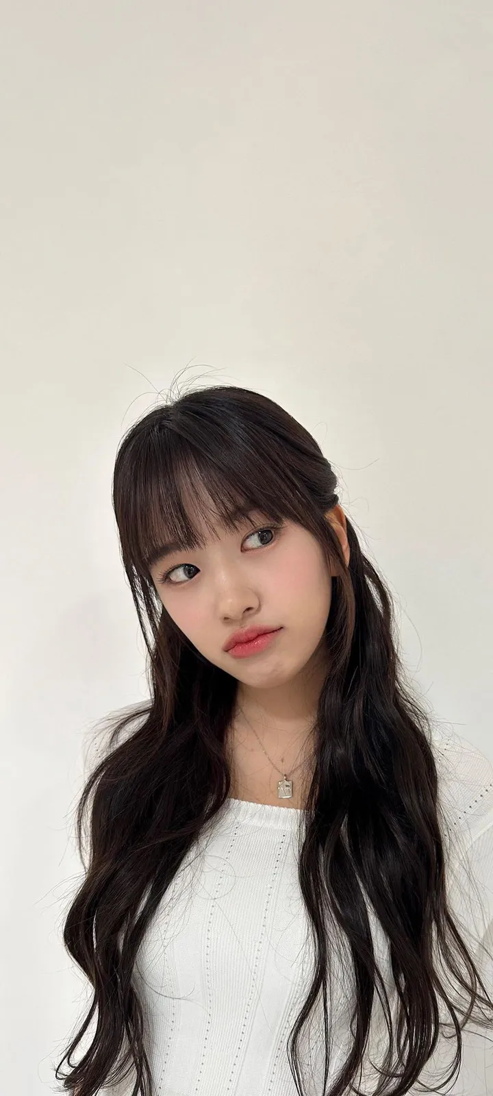 Fond d'écran de verrouillage mobile An Yu-jin 4K HD télécharger — IZ*ONE, IVE