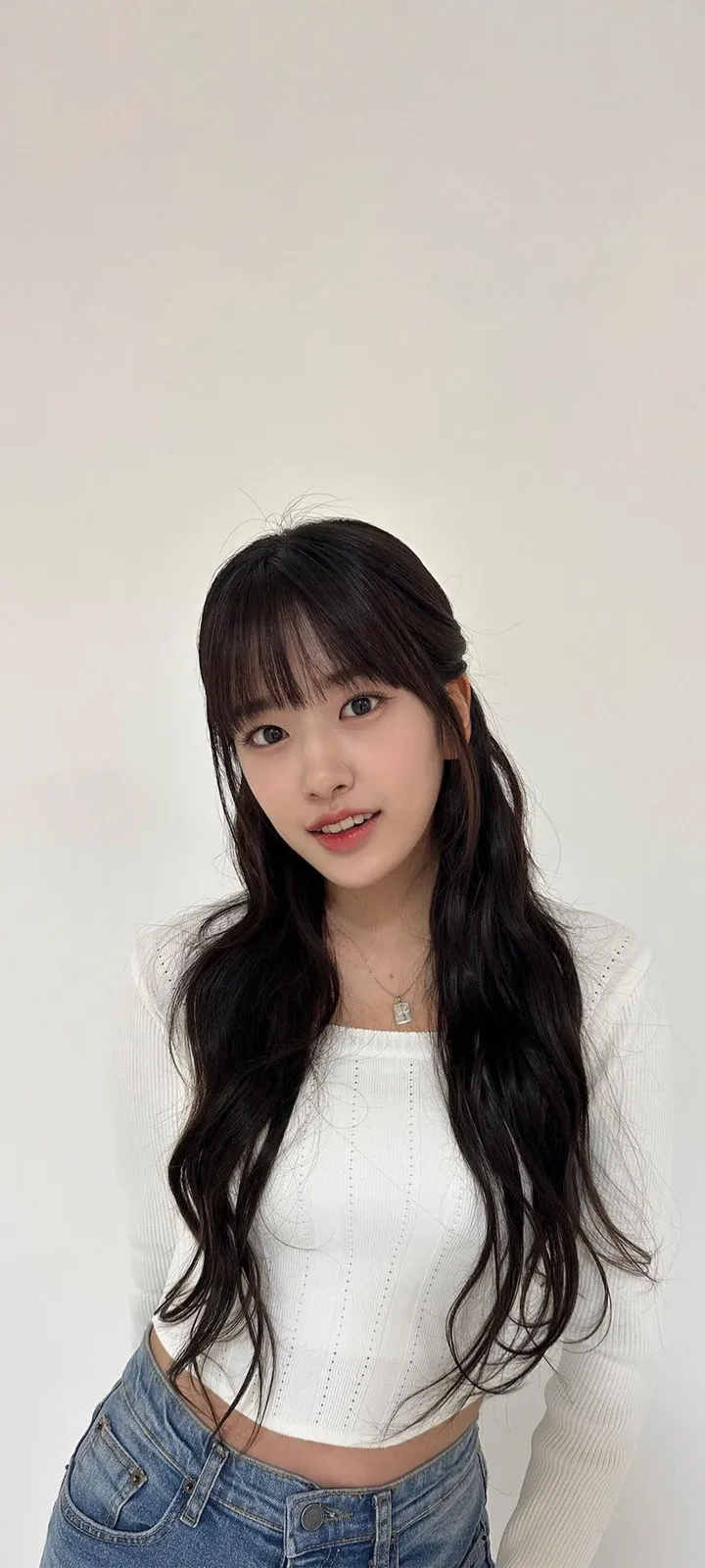 Fond d'écran de verrouillage mobile An Yu-jin 4K HD télécharger — IZ*ONE, IVE