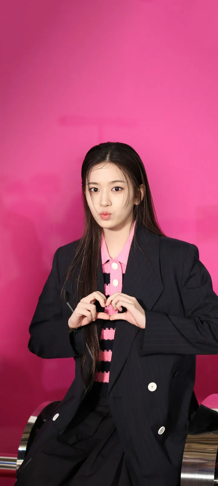 Fond d'écran de verrouillage mobile An Yu-jin 4K HD télécharger — IZ*ONE, IVE