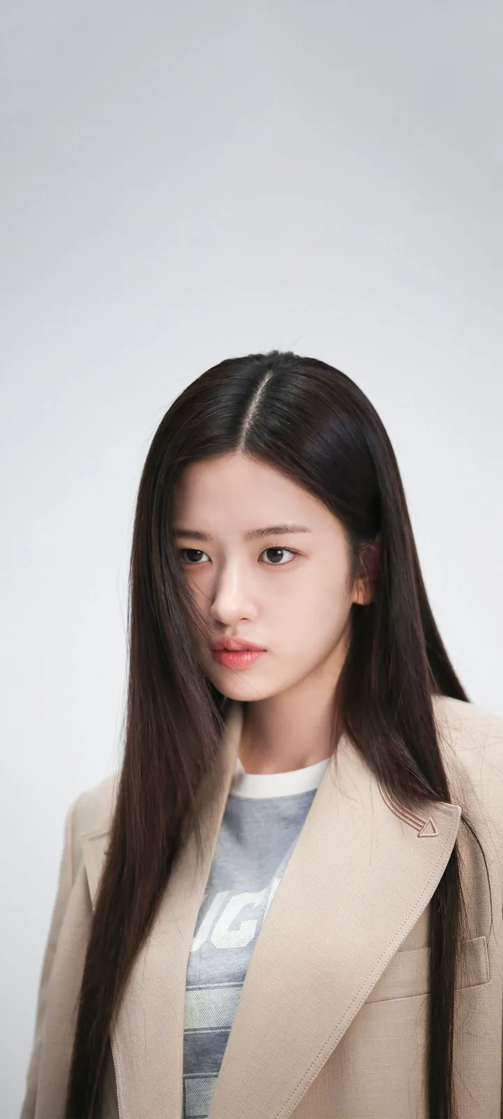 Fond d'écran de verrouillage mobile An Yu-jin 4K HD télécharger — IZ*ONE, IVE