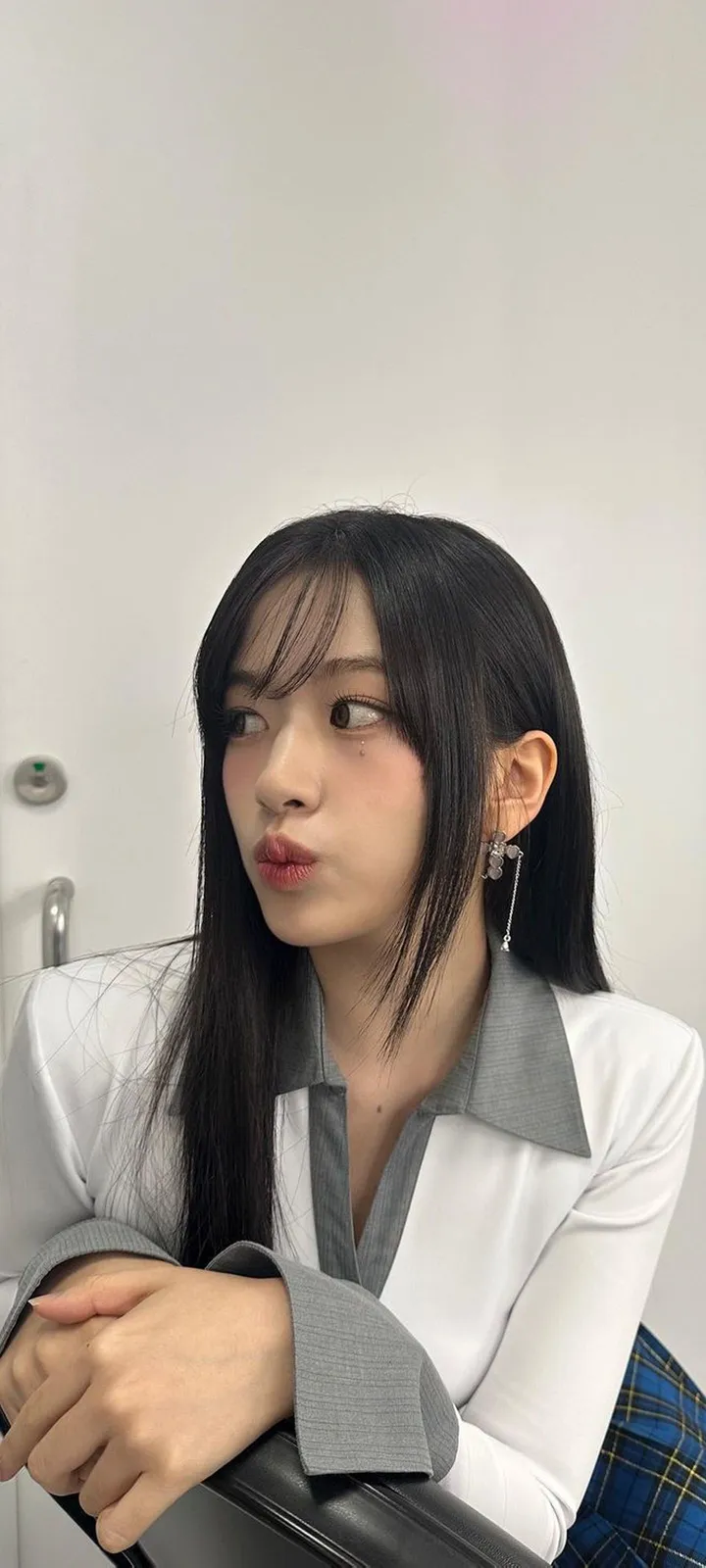 Fond d'écran de verrouillage mobile An Yu-jin 4K HD télécharger — IZ*ONE, IVE