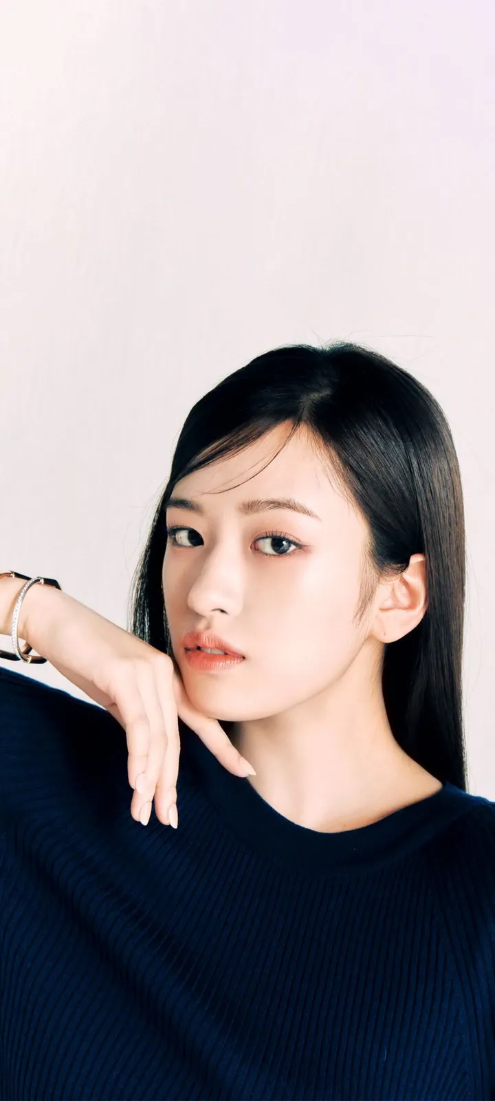 Fond d'écran de verrouillage mobile An Yu-jin 4K HD télécharger — IZ*ONE, IVE