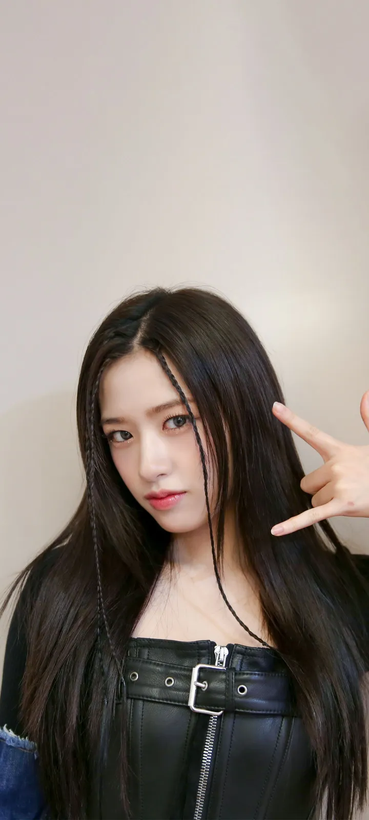 Fond d'écran de verrouillage mobile An Yu-jin 4K HD télécharger — IZ*ONE, IVE