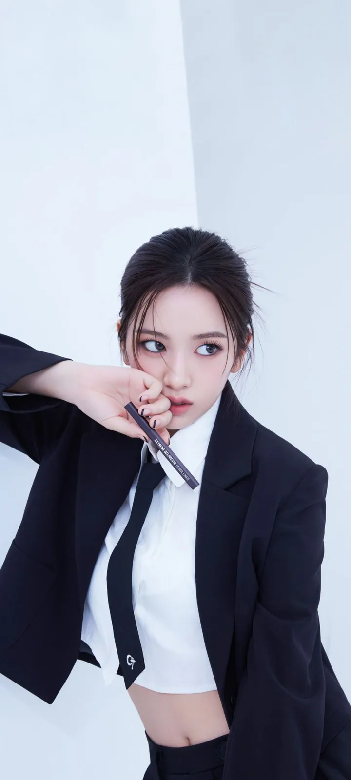 Fond d'écran de verrouillage mobile An Yu-jin 4K HD télécharger — IZ*ONE, IVE