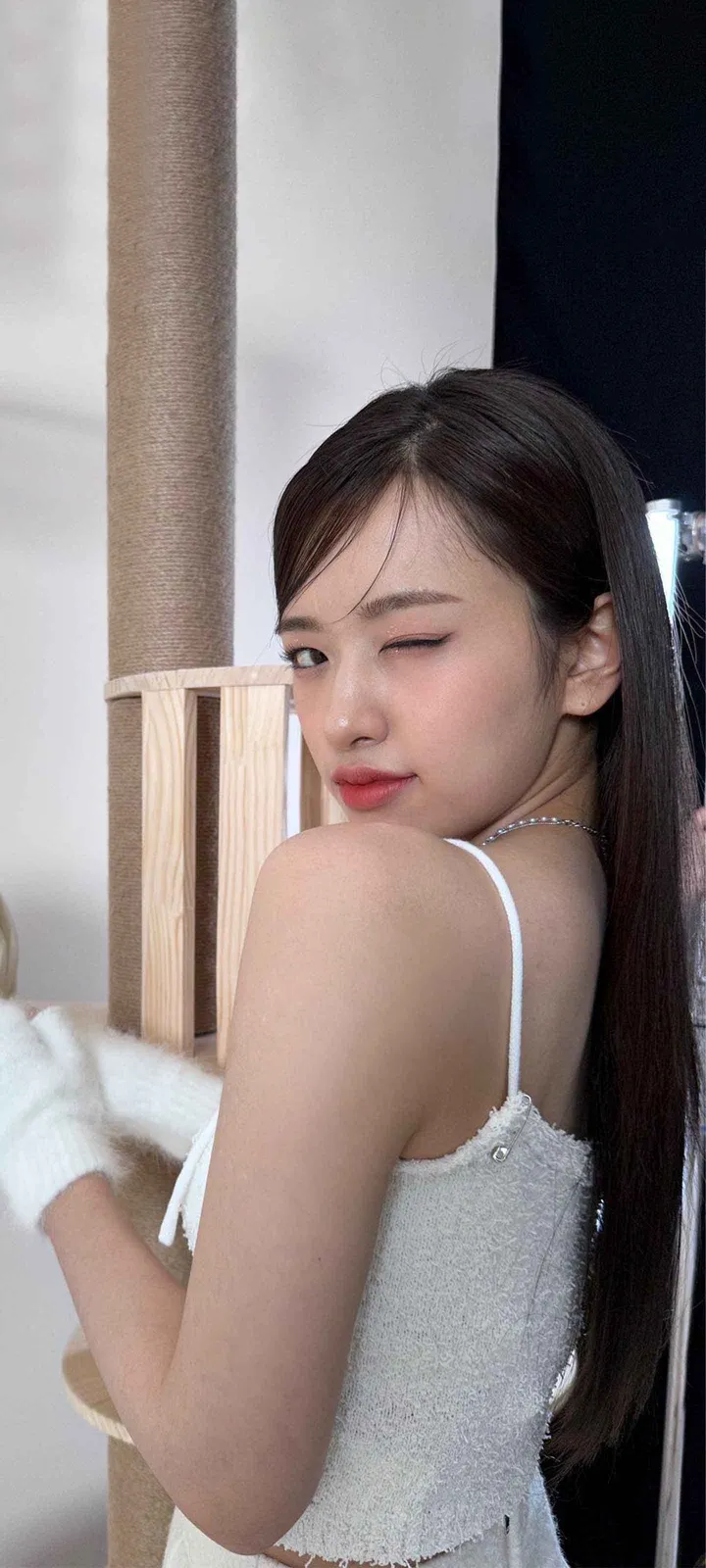 Fond d'écran de verrouillage mobile An Yu-jin 4K HD télécharger — IZ*ONE, IVE