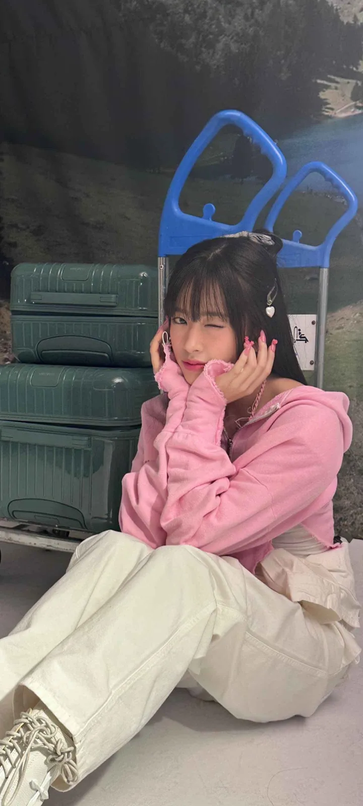 Fond d'écran de verrouillage mobile An Yu-jin 4K HD télécharger — IZ*ONE, IVE