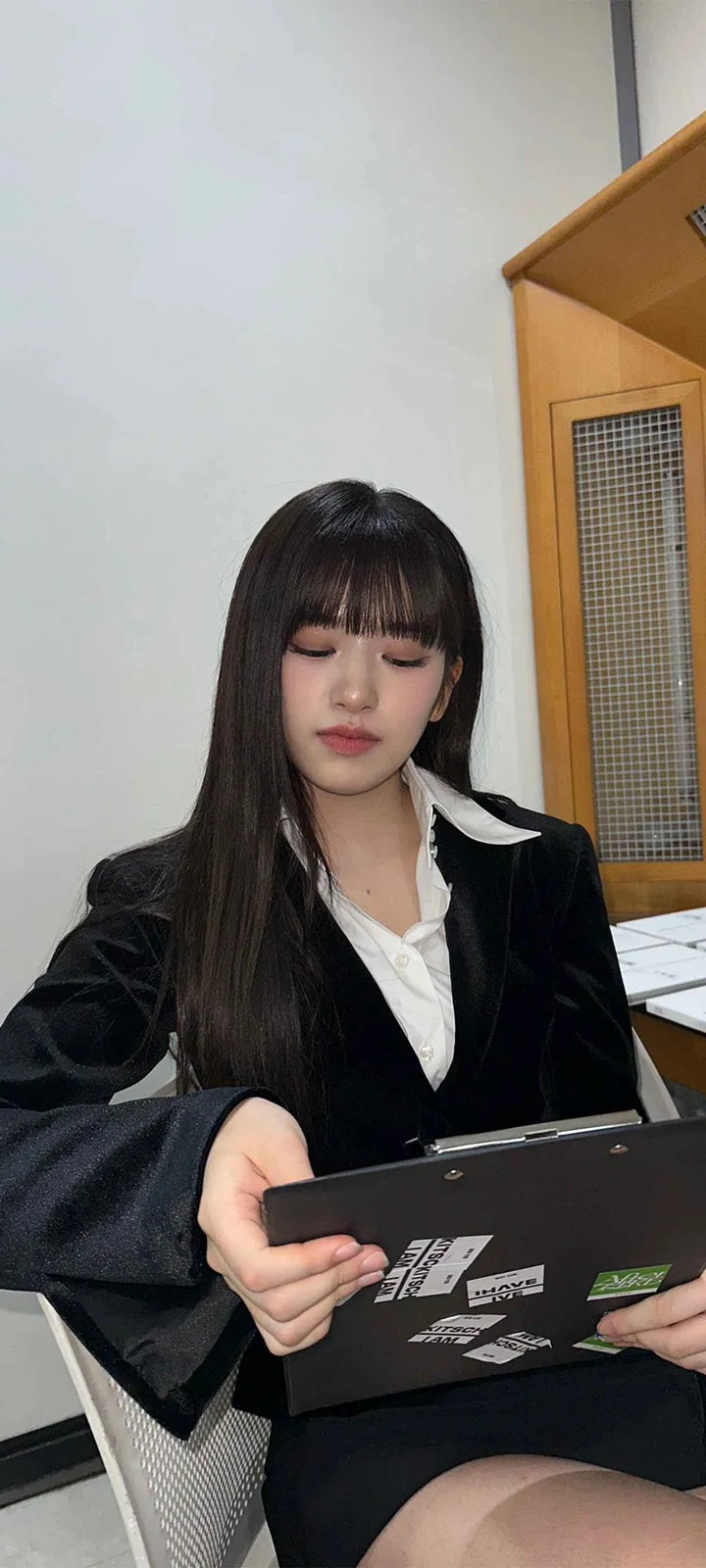 Fond d'écran de verrouillage mobile An Yu-jin 4K HD télécharger — IZ*ONE, IVE