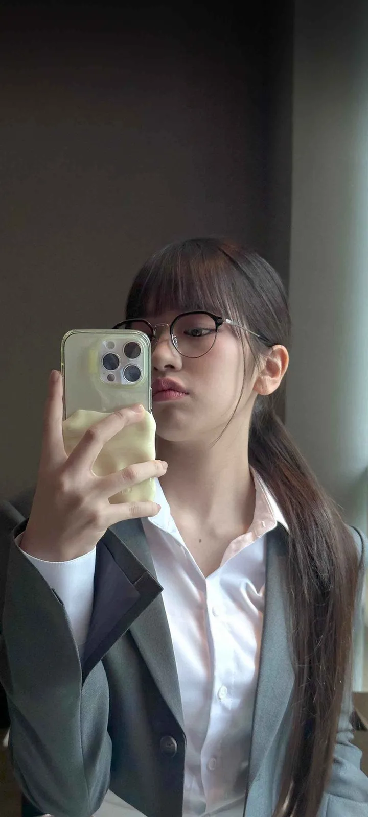 Fond d'écran de verrouillage mobile An Yu-jin 4K HD télécharger — IZ*ONE, IVE