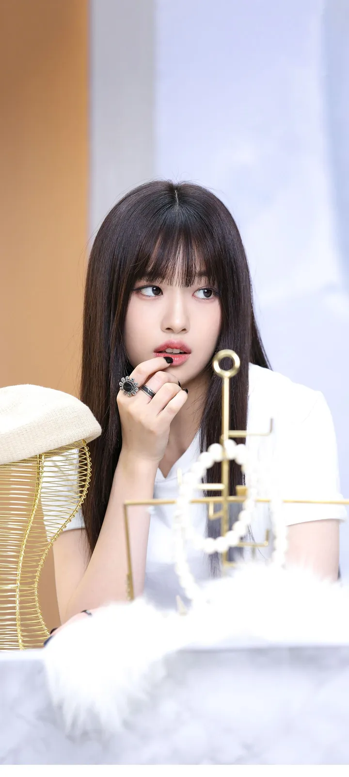 Fond d'écran de verrouillage mobile An Yu-jin 4K HD télécharger — IZ*ONE, IVE